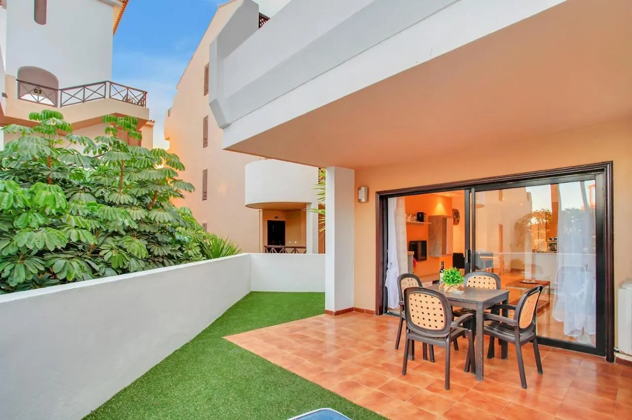 Apartment In Albatros Complex 